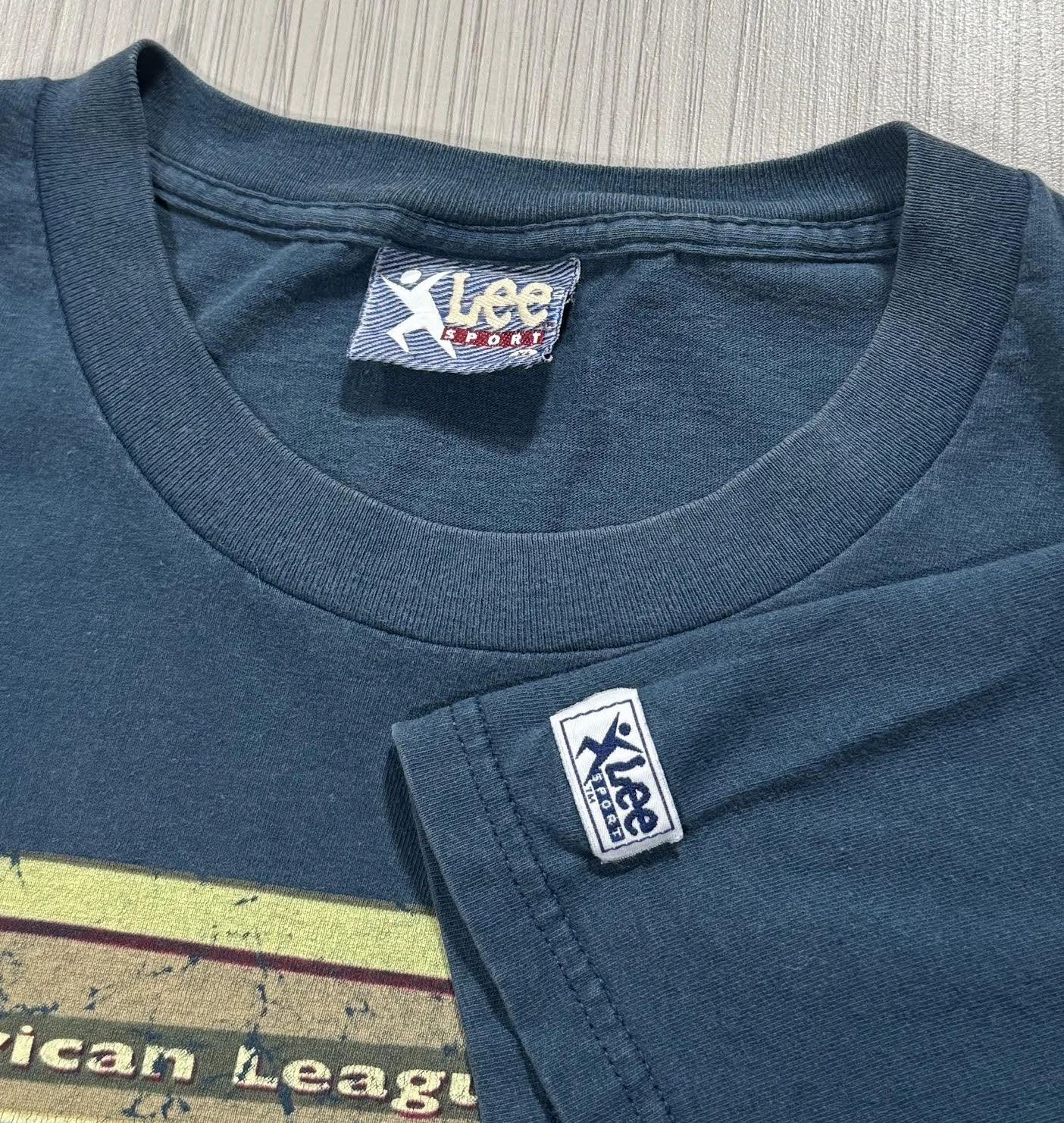 希少品Lee Sport New York Yankees Tシャツ XL Vintage Lee Sport New York Yankees Navy T Shirt (Size XL) — RootsBK